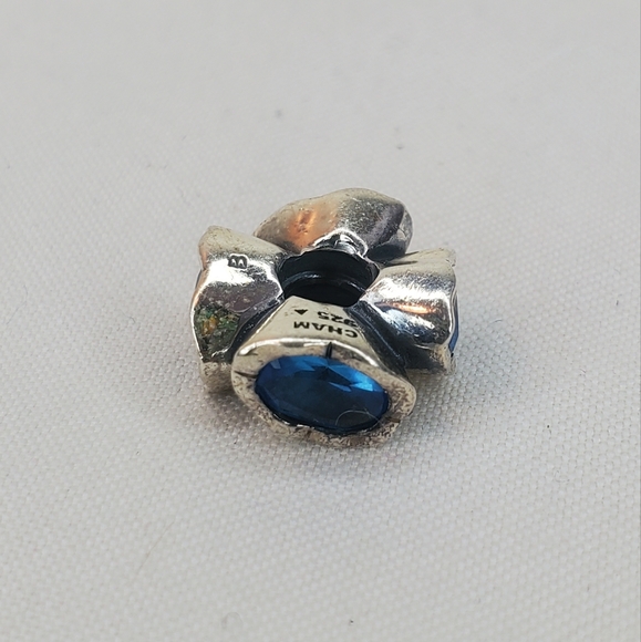 Chamilia Blue Cross Bead - Picture 2 of 10